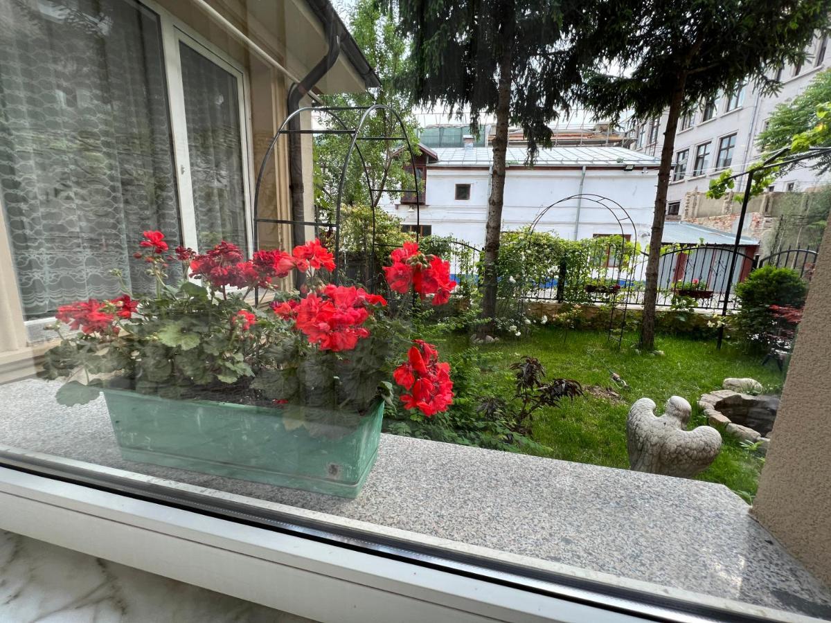 Hotel Boutique Cathedral Plaza Residences Room For Rent Downtown Bukareszt Zewnętrze zdjęcie