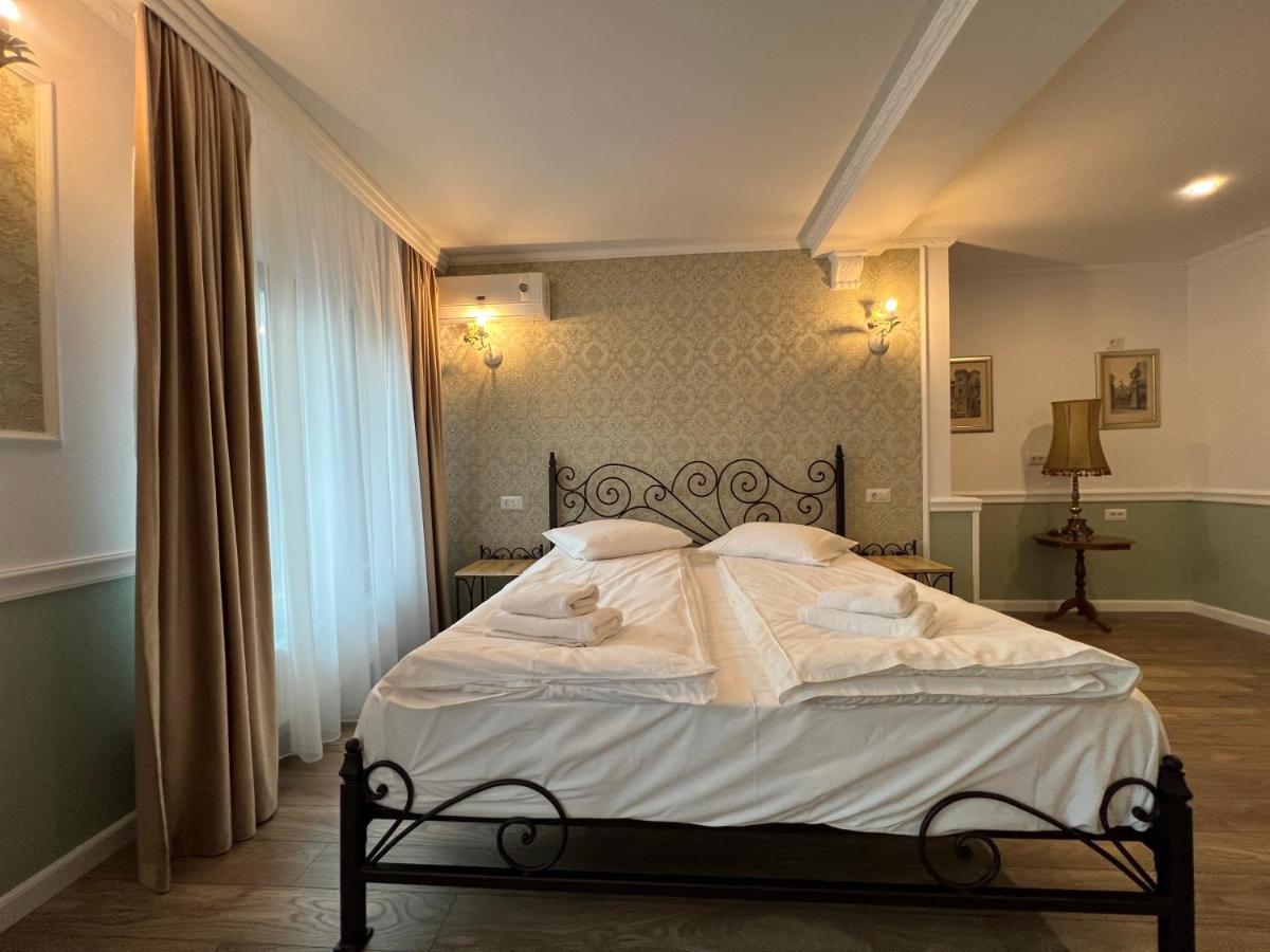 Hotel Boutique Cathedral Plaza Residences Room For Rent Downtown Bukareszt Zewnętrze zdjęcie